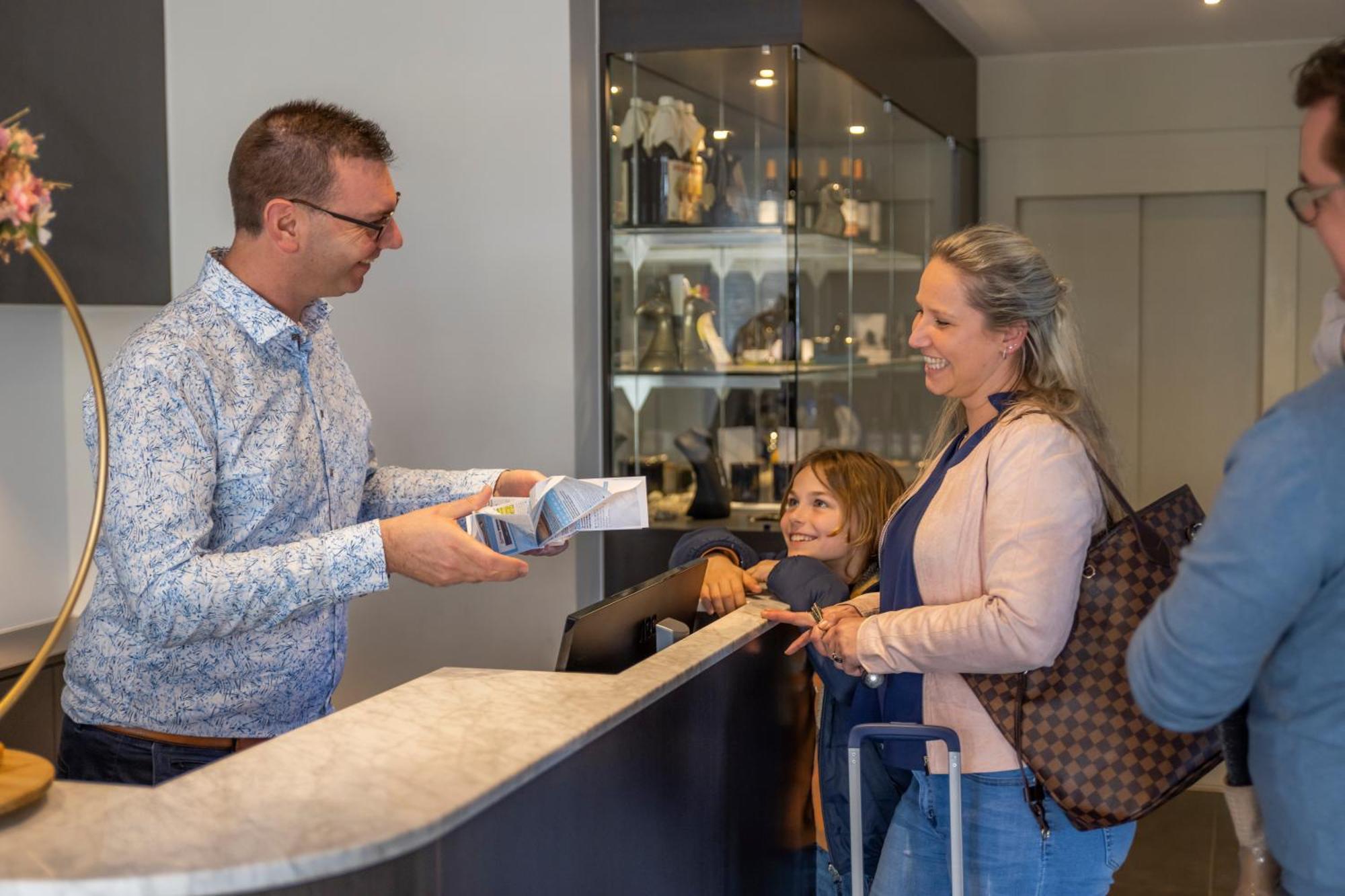 Hotel Villa Select De Panne Kültér fotó